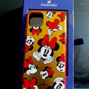 I am selling a Swarovski crystal iPhone 11 Pro Max limited edition